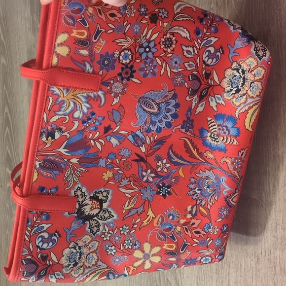 Talbot's Lovely Floral Print Tote - Picture 5 of 8